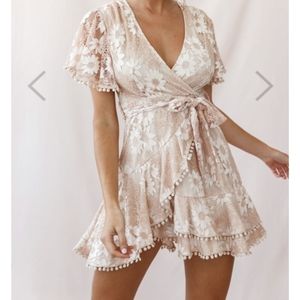 Selfie Leslie Lace Dress